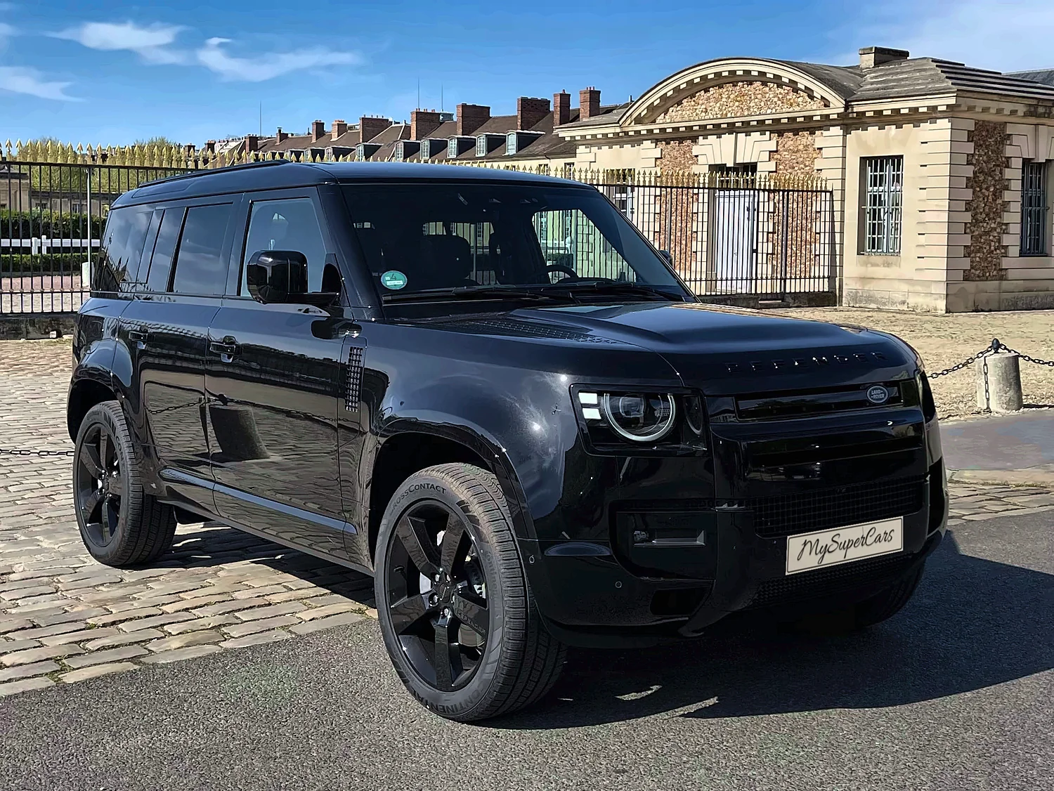 Land Rover Defender